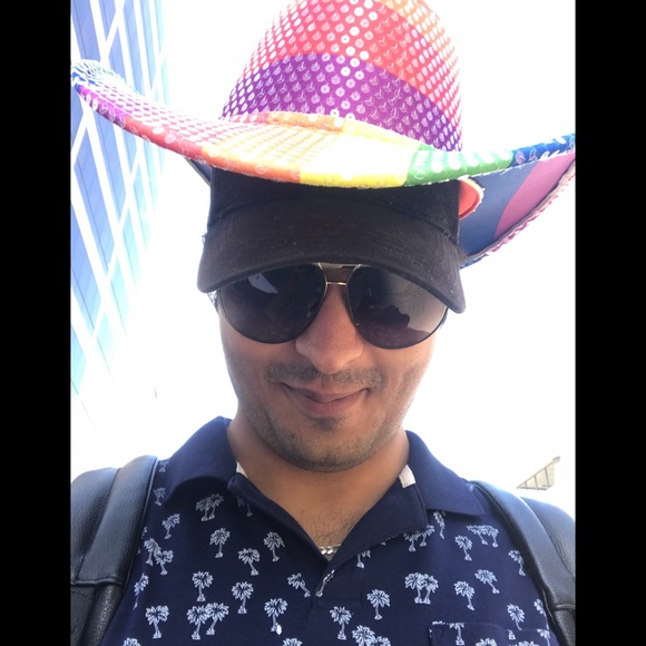 Meet your Posher, Hussain - Picture 1 of 1